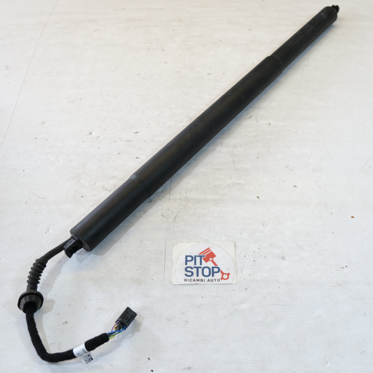 4m8827851k PISTONE APERTURA PORTELLONE POST AUDI RSQ8 12S
