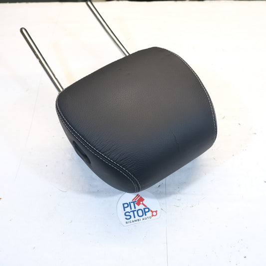 A1779707700 POGGIATESTA ANTERIORE SX IN PELE NERA MERCEDES GLA 2020> BX51