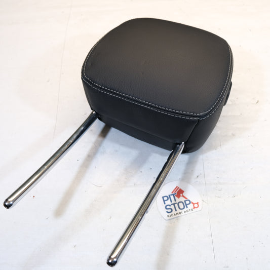 A1779707700 POGGIATESTA ANTERIORE SX IN PELE NERA MERCEDES GLA 2020> BX51