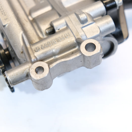 6401810401 POMPA OLIO MOTORE MERCEDES CLASSE B 200 W245 2.0 D 2011 10G
