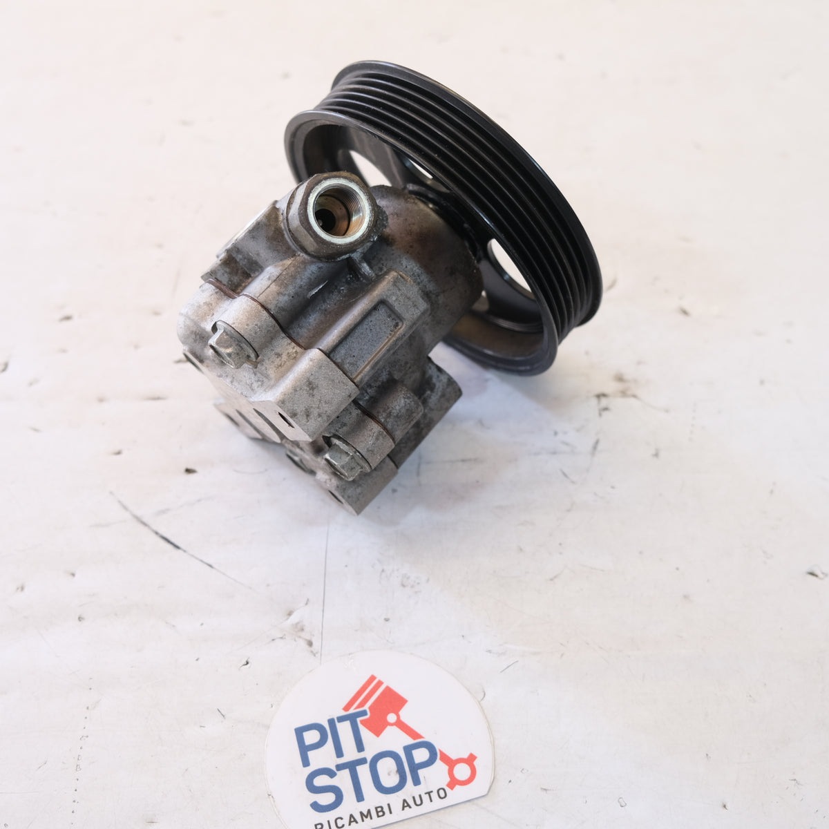 55563329 POMPA IDROGUIDA SERVOSTERZO OPEL INSIGNIA 2.0 CDTI 2009> 10G