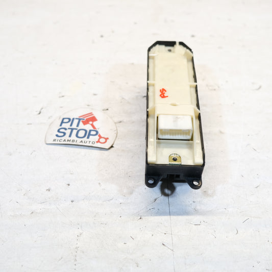 84040-33100 COMANDO ALZAVETRO ANTERIORE SINISTRO LEXUS CT200 TOYOTA PRIUS 2014