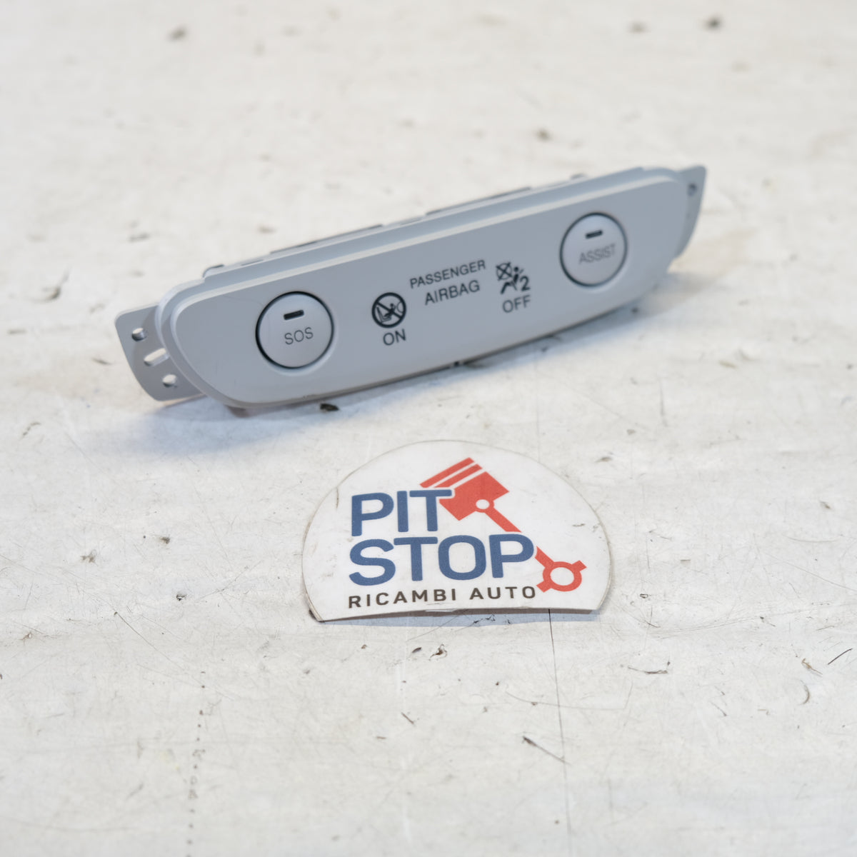 07357256890 GRUPPO COMANDI MULTIFUNZIONE SOS ASSIST FIAT 500 (332) 2022 10g