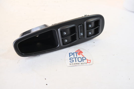 73560011 COMANDO PULSANTIERA ALZAVETRO LATO GUIDA FIAT 500L 351_352 2012> 10G