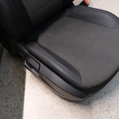 13578625 SEDILE ANTERIORE DESTRO PASSEGGERO IN PELLE OPEL INSIGNIA A SW bx3