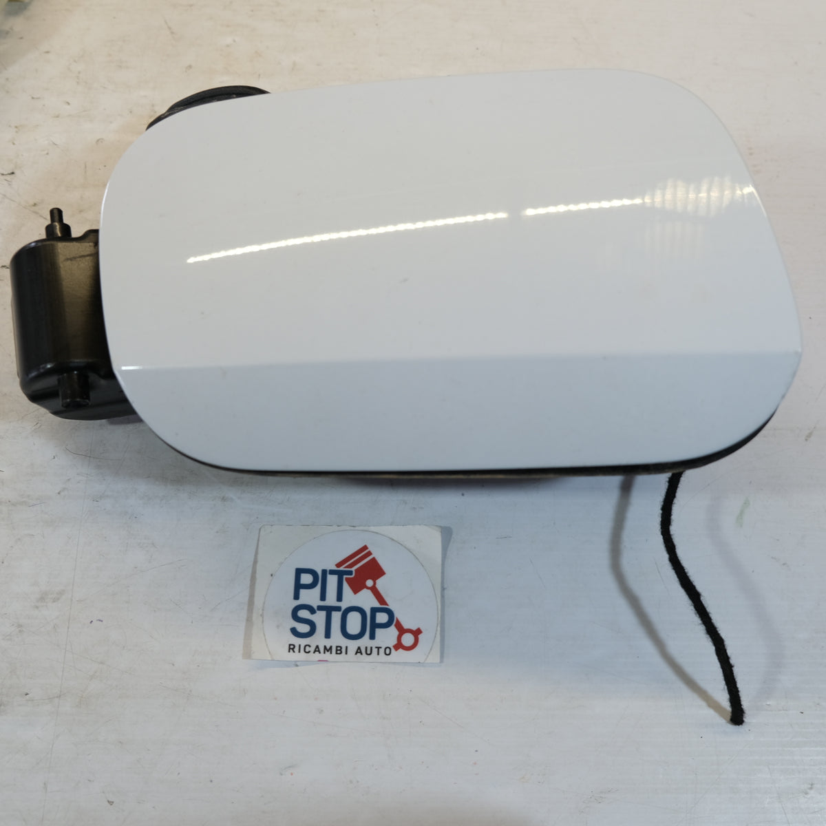 4M8809906 SPORTELLO TAPPO CARBURANTE AUDI Q8 3.0 tdi 2018> BX51