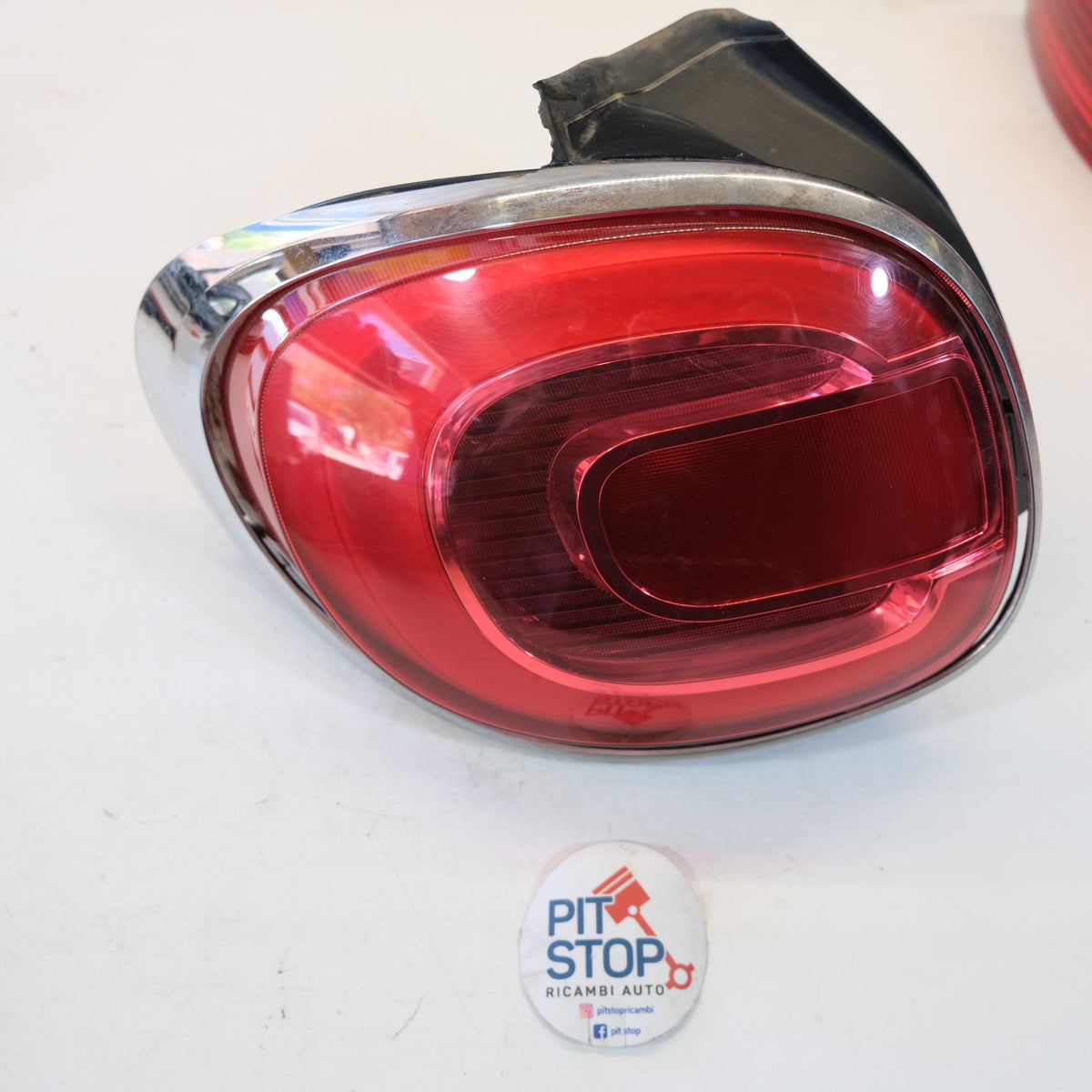 51883572 STOP FARO POSTERIORE SINISTRO SX FIAT 500L 2014 10GESP