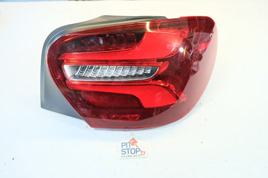 a1769065100 STOP DX FANALE POSTERIORE DX MERCEDES CLASSE A W176 2015 10GESP