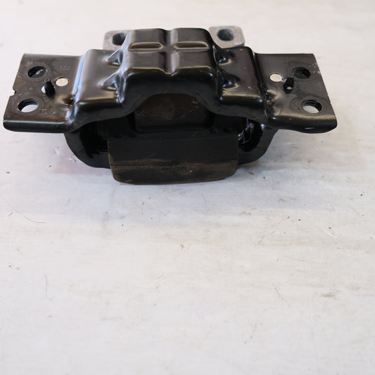 5Q0199555BG SUPPORTO MOTORE SKODA KAROQ 1.5 TSI 2023 BX60