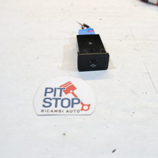 a2478207302 PRESA INTERFACCIA USB-C USB MERCEDES GLA H247 GLB 10G