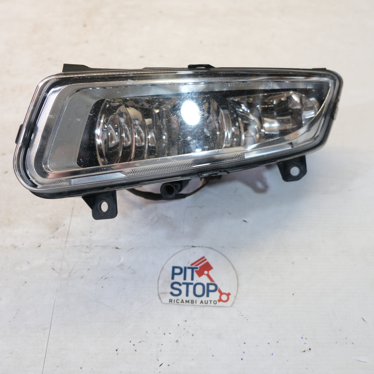 6R0941061B FARO FENDINEBBIA ANTERIORE SINISTRO VOLKSWAGEN POLO 6r 2009 12s