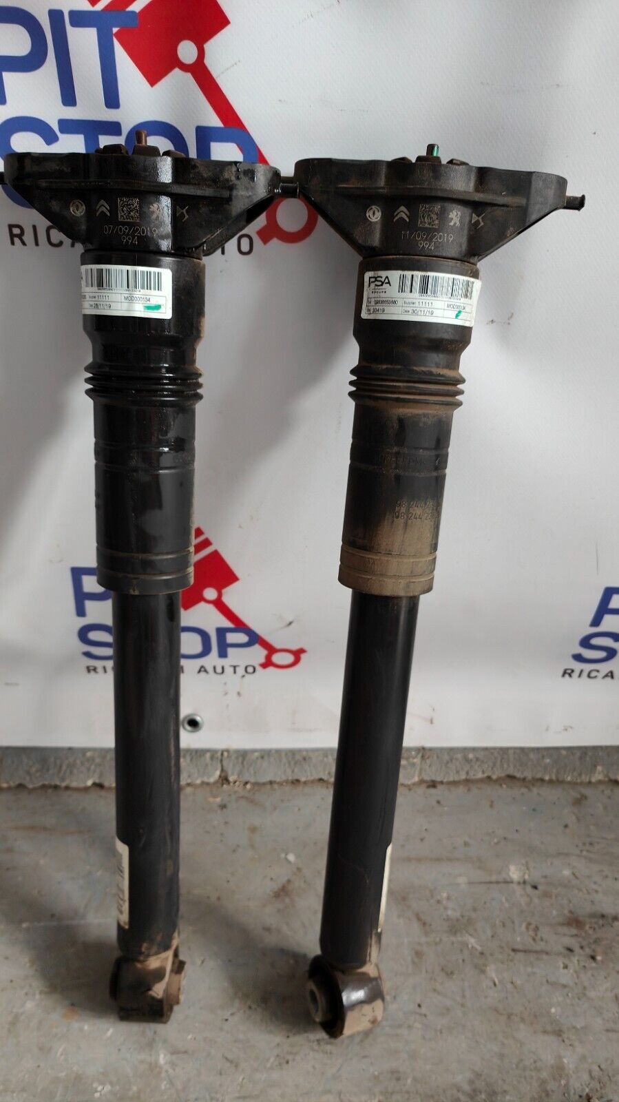 9836658080 PAIR OF REAR SHOCK ABSORBERS PEUGEOT 2008 208 1.5 HDI 2021 BX51