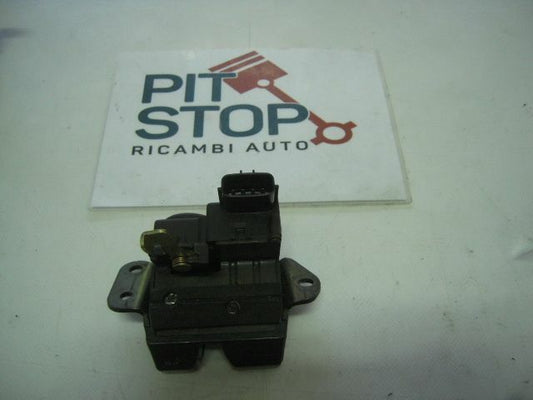 RICAMBI USATI SERRATURA COFANO POSTERIORE KIA Carens 2° Serie  2007 2000  202780