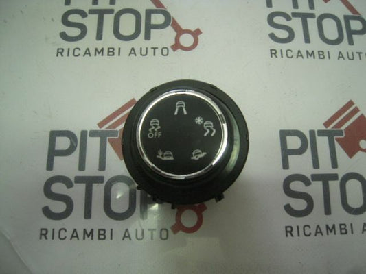 RICAMBI USATI 96784282zd PULSANTE PEUGEOT 2008 1° Serie  2013 Benzina  123560