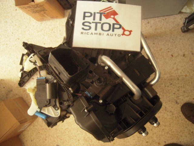 Convogliatore A/C con elettroventola - Volkswagen Golf 5 Variant (07>) - Pit Stop Ricambi Auto