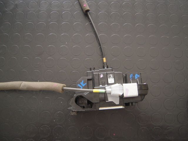 Serratura Posteriore destra - Nissan Juke 1è Serie - Pit Stop Ricambi Auto