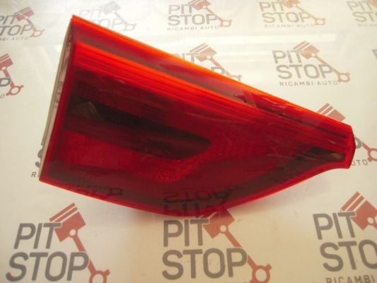 Stop Posteriore Sinistro Integrato nel Portello - Kia Sportage Serie (16>21) - Pit Stop Ricambi Auto