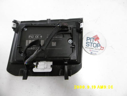 Modulo caricabatterie per cellulare - Peugeot 3008 Serie (16>) - Pit Stop Ricambi Auto