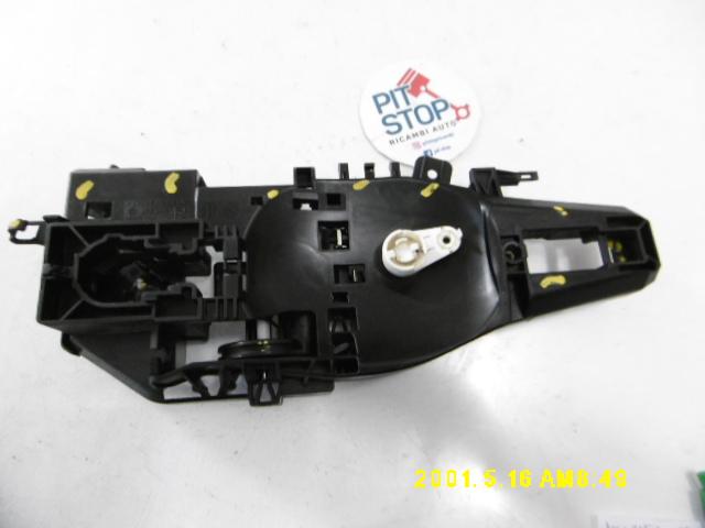 Supporto maniglia Anteriore Sinistra - Alfa Romeo Stelvio Serie (949_) (16>) - Pit Stop Ricambi Auto