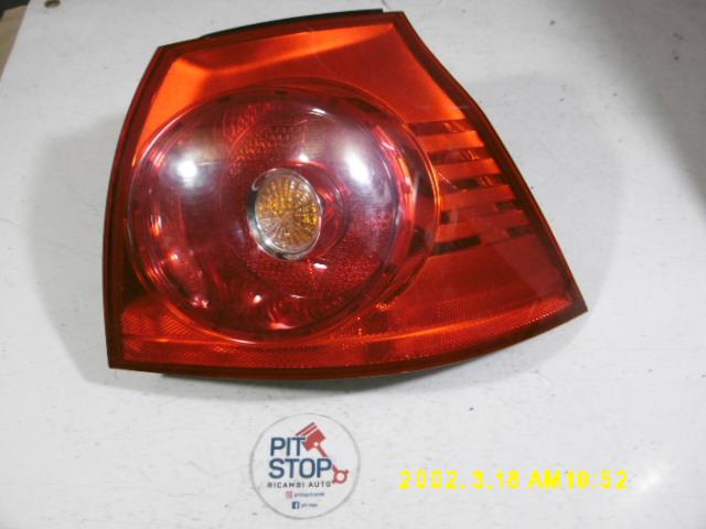 Stop fanale posteriore Destro - Volkswagen Golf 5 Berlina (03>08) - Pit Stop Ricambi Auto