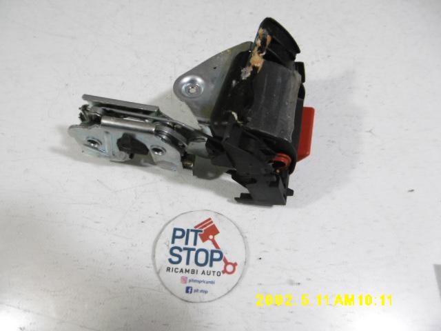 Serratura blocco tappezzeria posteriore dx e sx - Alfa Romeo 159 Sportwagon Serie (05>11) - Pit Stop Ricambi Auto