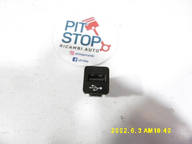 Porta USB - Bmw Serie 1 F40 (19>) - Pit Stop Ricambi Auto